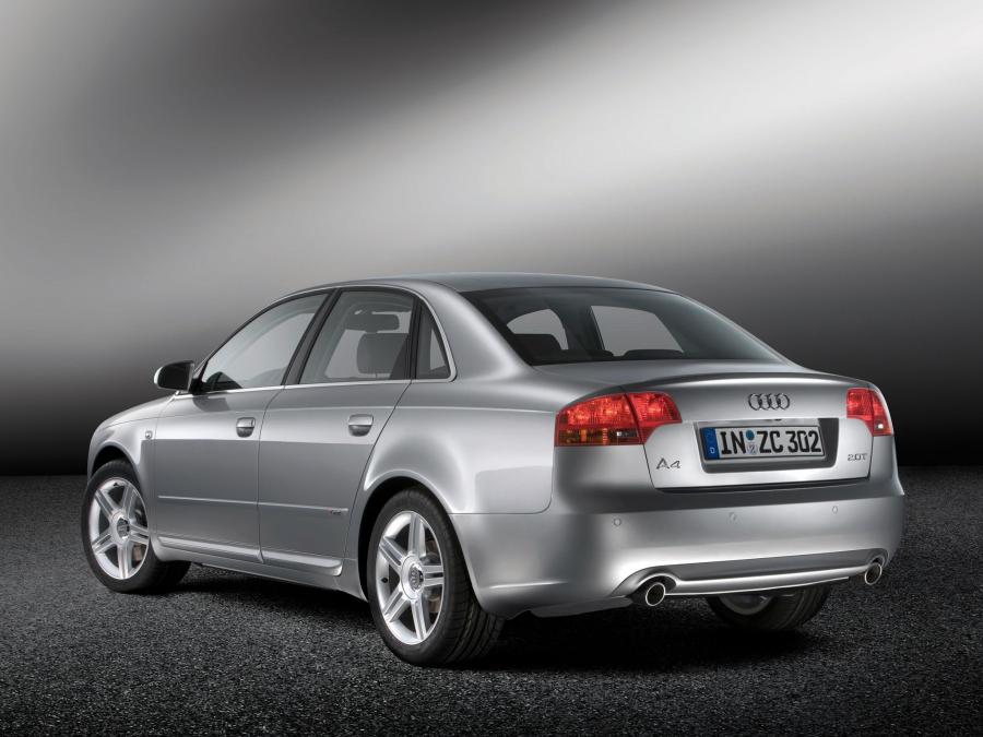  Audi A4 2.0T S-Line Sedan (B7, 8E) 2004 года  (фото 2 из 3)